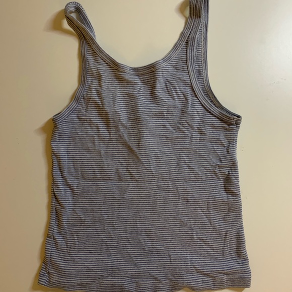 Brandy Melville Tank - Picture 2 of 2